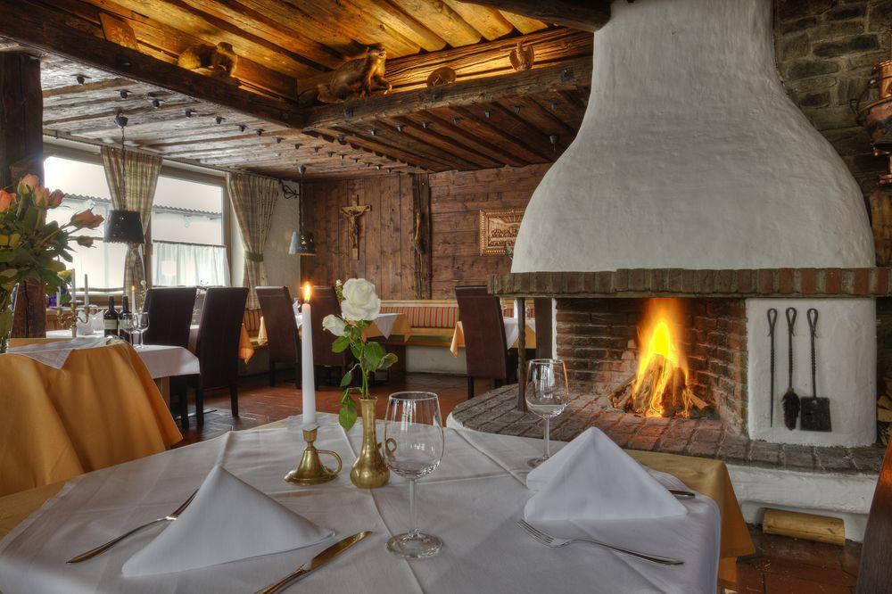 Hotel Koegele Mit Restaurant Bei Innsbruck Axamer Lizum 3*