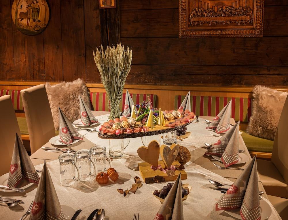 Koegele Mit Restaurant Bei Innsbruck Axamer Lizum 3* Axams
